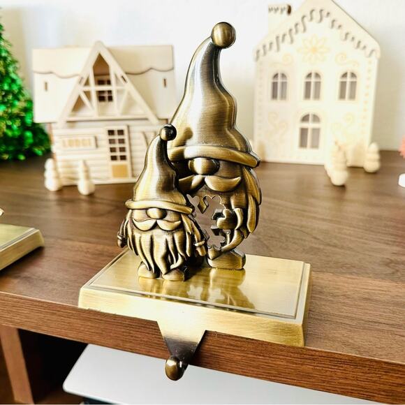 NEW ANTHROPOLOGIE Brass Gold Stocking Holders Snowflake Tree Snowman Gnome Set 4 - Picture 10 of 16